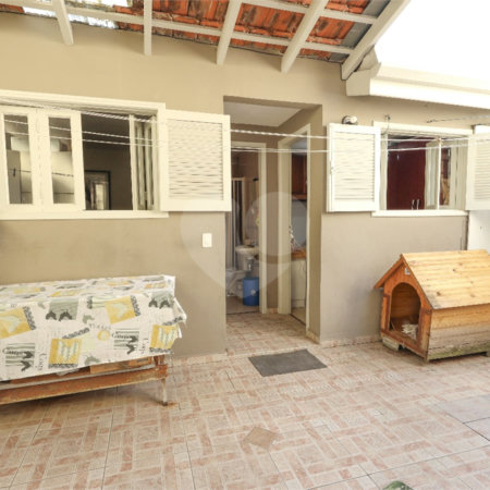 Casa à venda com 4 quartos, sendo 1 suíte, em Chácara Santo Antônio, São Paulo, SP