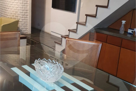 Sobrado à venda com 3 quartos, sendo 1 suíte,  em Chácara Santo Antônio (zona Sul), São Paulo, SP