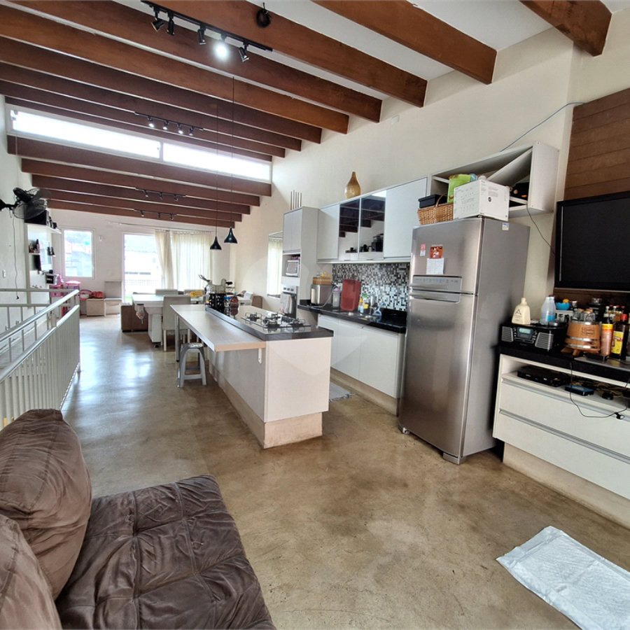 Casa à venda com 3 quartos, sendo 1 suíte, em Chora Menino, São Paulo, SP
