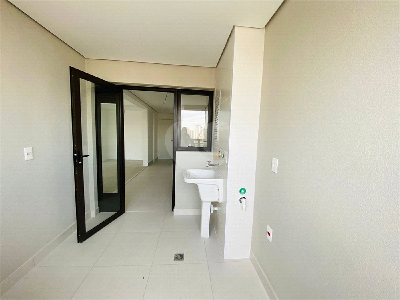 Apartamento à venda com 3 suítes em Aclimação, São Paulo, SP