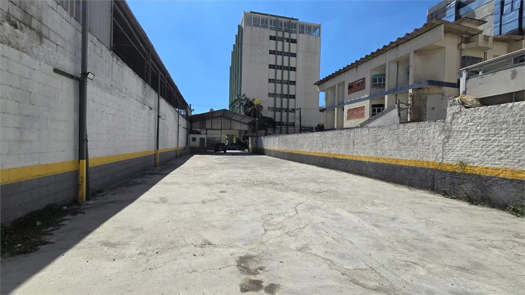 Galpão para alugar no Centro, Osasco, SP