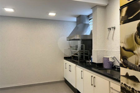 Casa à venda com 3 suítes em Santana, São Paulo, SP