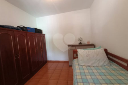 Casa Térrea à venda com 3 quartos, sendo 1 suíte, em Jardim São Luís, São Paulo, SP