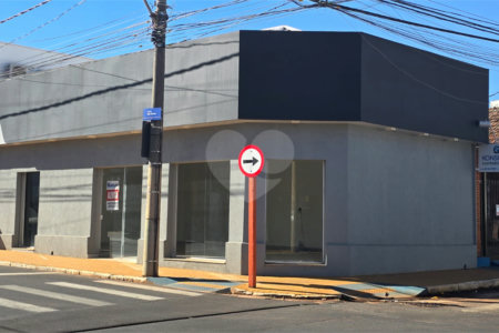 Salão para alugar no Centro, Araraquara, SP