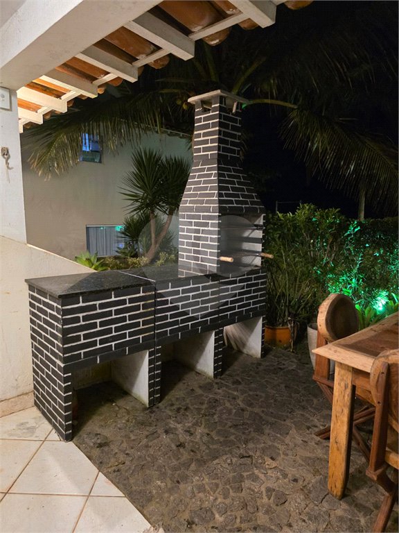 Casa à venda com 5 quartos, sendo 1 suíte,  em Praia Rasa, Armação dos Búzios, RJ