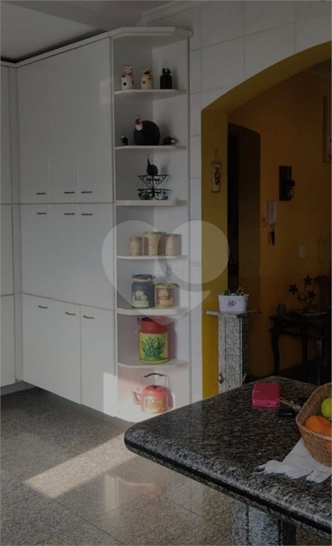 Sobrado à venda com 3 quartos, sendo 1 suíte, em Esplanada do Carmo, Jarinu, SP