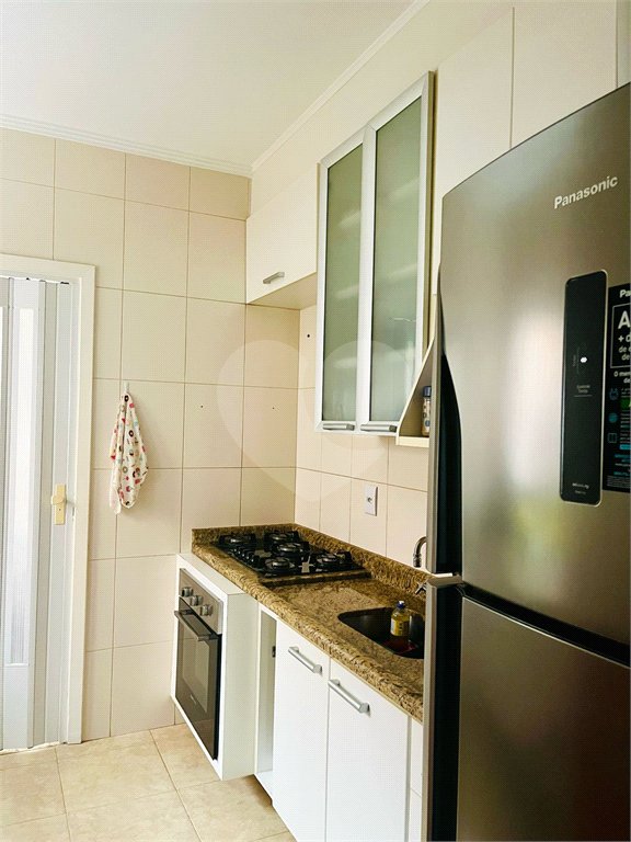 Casa à venda com 3 quartos, sendo 2 suítes, no condomínio Res Green Villagge, São Paulo - SP