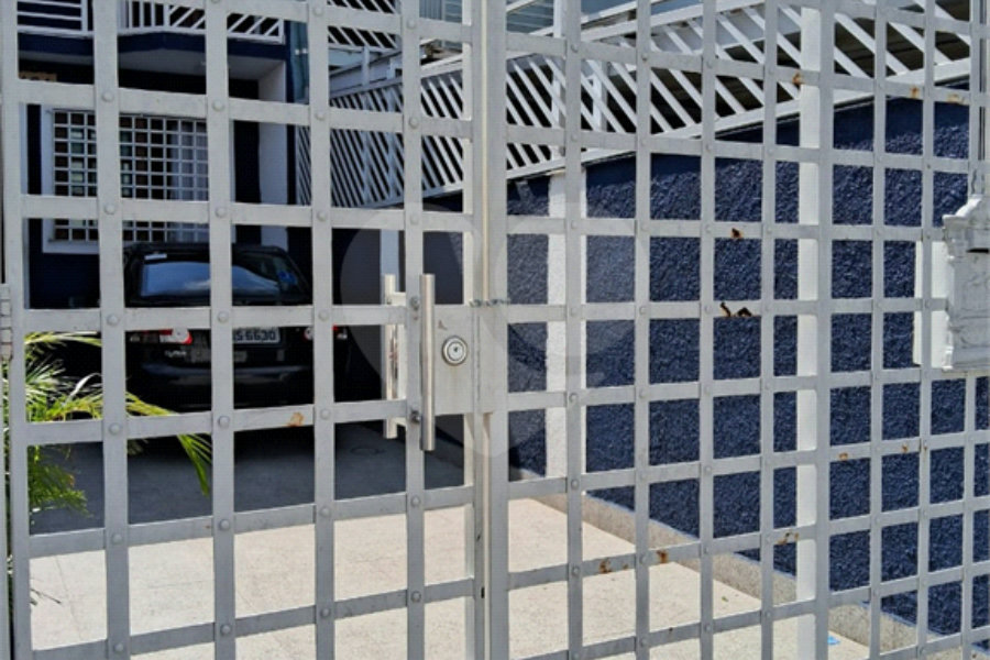 Sobrado à venda com 2 quartos em Tremembé, São Paulo, SP