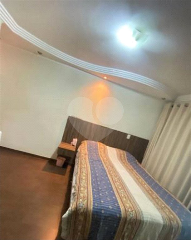 Casa à venda com 4 quartos, sendo 2 suítes, em Parque Edu Chaves, São Paulo, SP