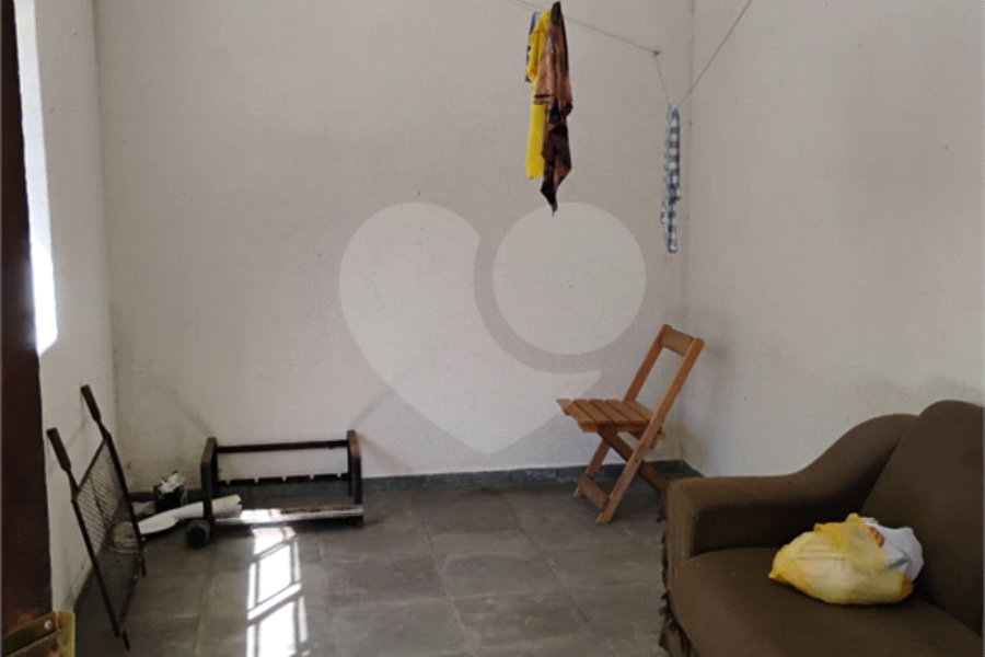 Casa à venda com 3 quartos, sendo 1 suíte, no Centro, Mairiporã, SP