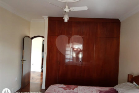 Casa à venda com 3 quartos, sendo 1 suíte, em Bosque dos Eucaliptos, São José dos Campos, SP
