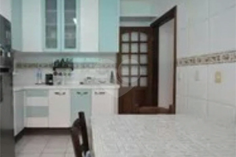 Sobrado à venda com 3 quartos, sendo 1 suíte, em Morumbi, São Paulo, SP