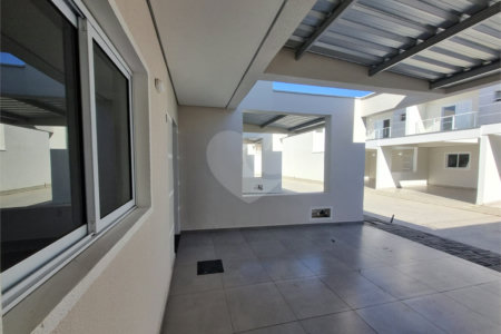 Casa à venda com 2 suítes no condomínio Residencial Américo Figueiredo, Sorocaba - SP