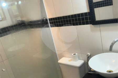 Sobrado à venda com 2 quartos, sendo 1 suíte, em Parada Inglesa, São Paulo, SP