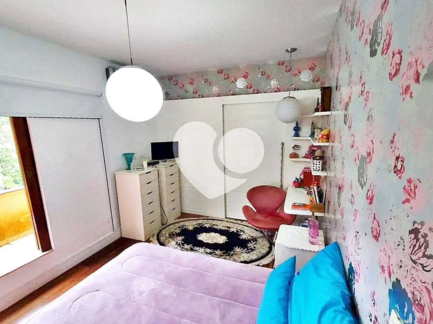 Casa à venda com 4 quartos, sendo 2 suítes, no condomínio Parque Imperial da Cantareira, Mairiporã - SP
