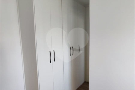 Apartamento à venda com 2 quartos, sendo 1 suíte,  em Jardim das Acácias, São Paulo, SP