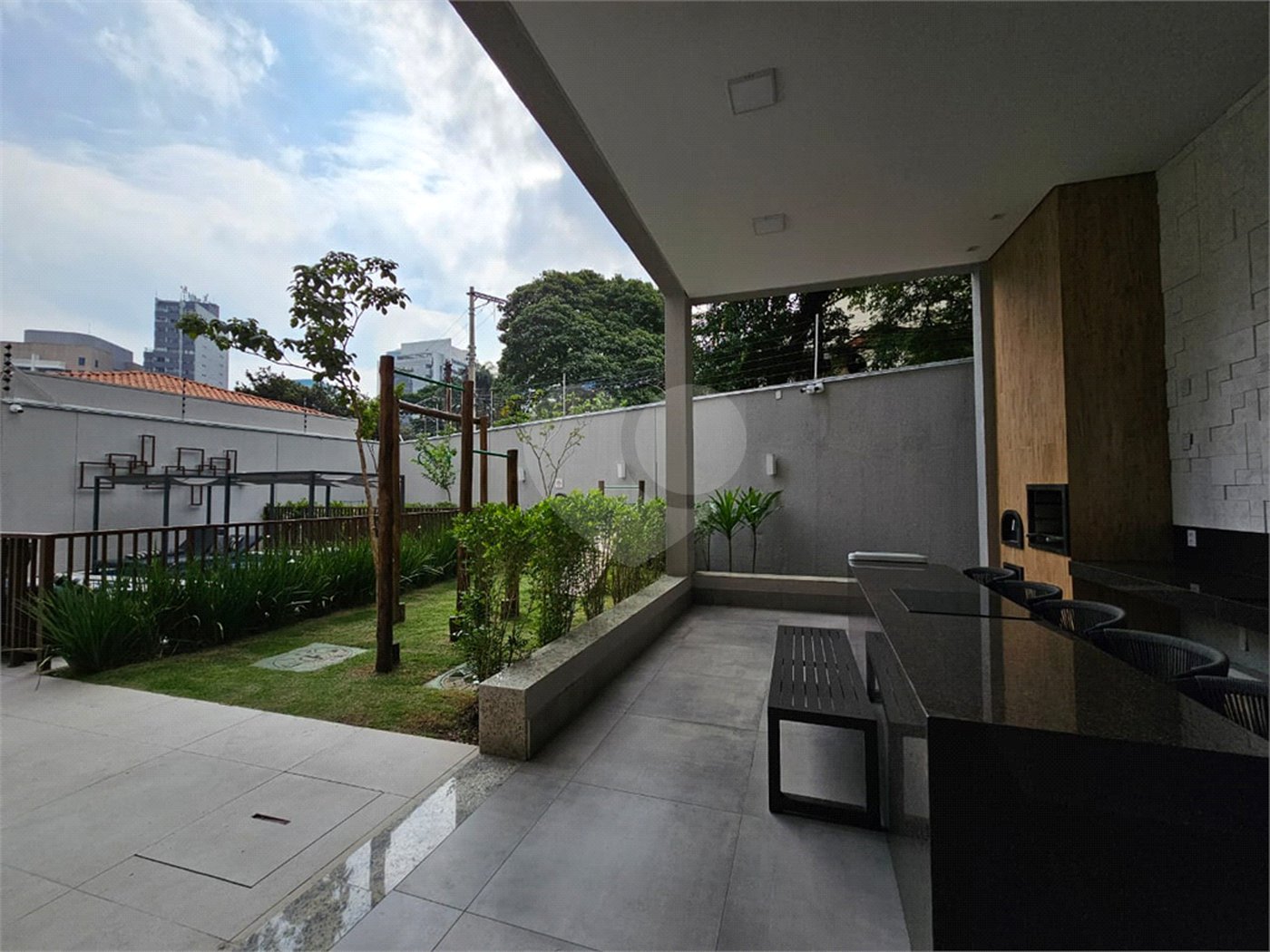 Apartamento à venda ou para alugar com 1 quarto em Pinheiros, São Paulo, SP