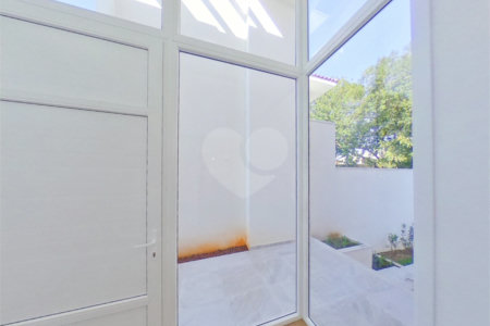 Casa à venda com 4 quartos, sendo 3 suítes,  em Jardim Marajoara, São Paulo, SP