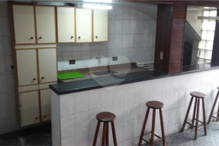 Sobrado à venda com 2 quartos, sendo 1 suíte, em Parque Boturussu, São Paulo, SP