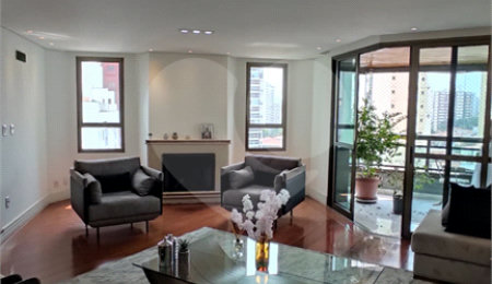 Apartamento à venda com 4 quartos, sendo 2 suítes,  em Santana, São Paulo, SP