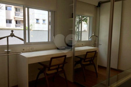 Apartamento com 2 quartos a venda no Alto da Boa Vista, SP
