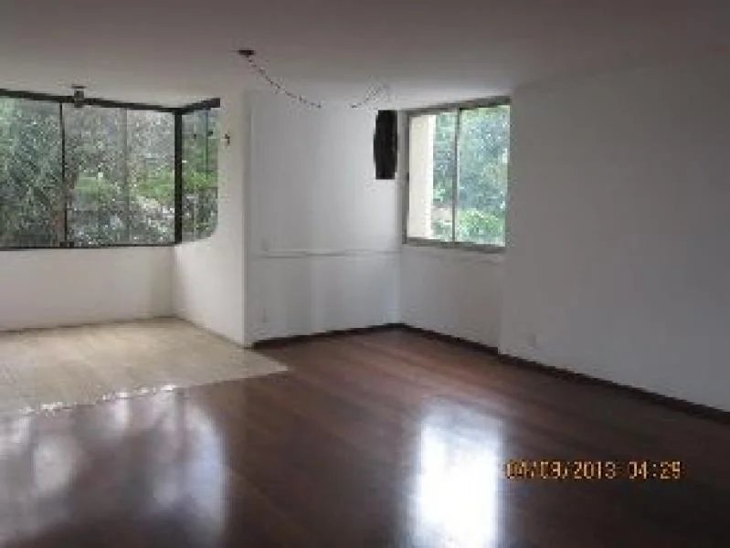 Apartamento à venda com 4 quartos, sendo 1 suíte, em Vila Andrade, São Paulo, SP
