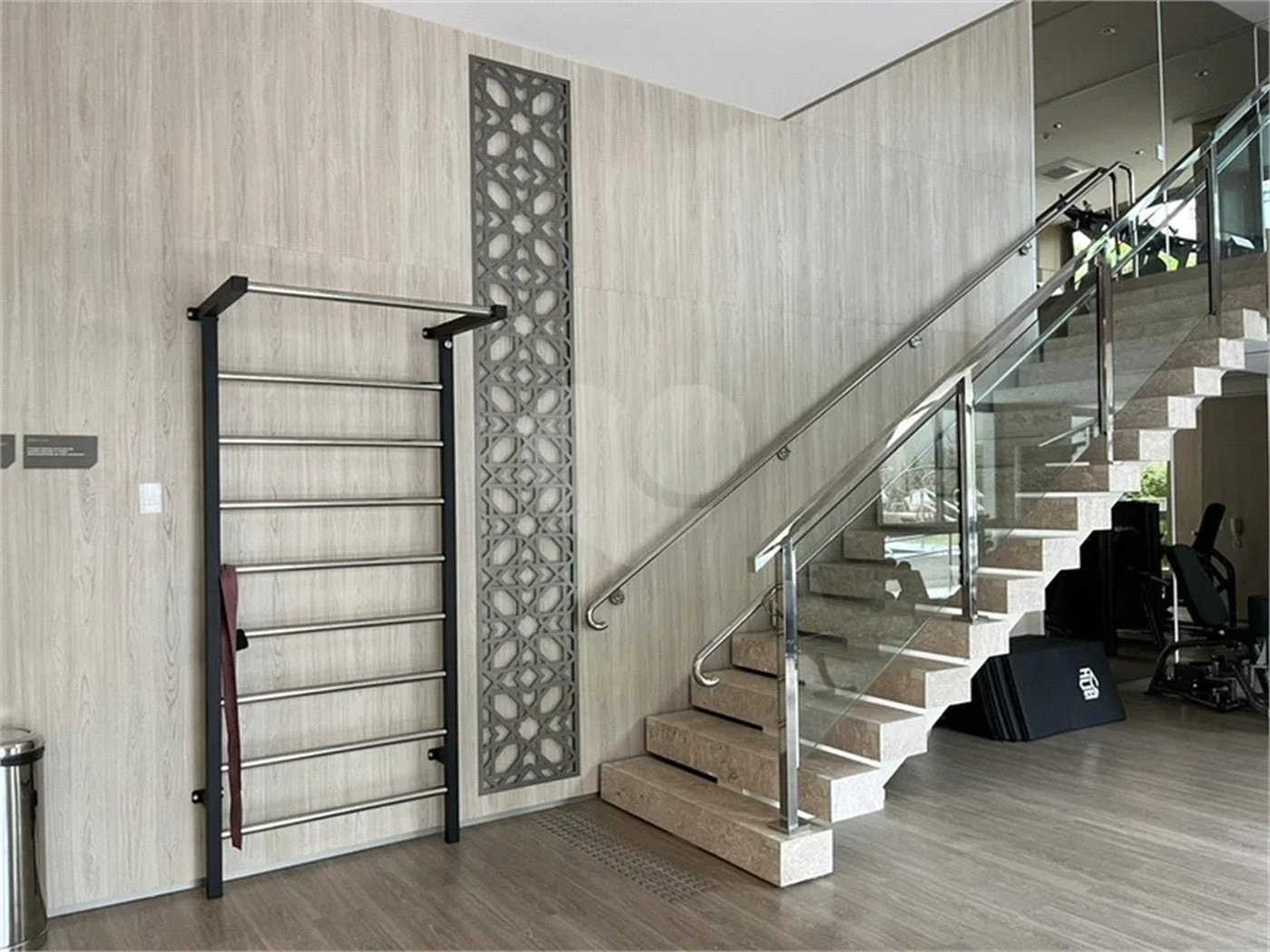 Apartamento mobiliado com 44 m2, 1 dormitório e 1 vaga a venda nos Jardins