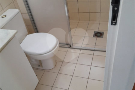 Apartamento para locação ou venda no Edifício Villagio di Napoli.