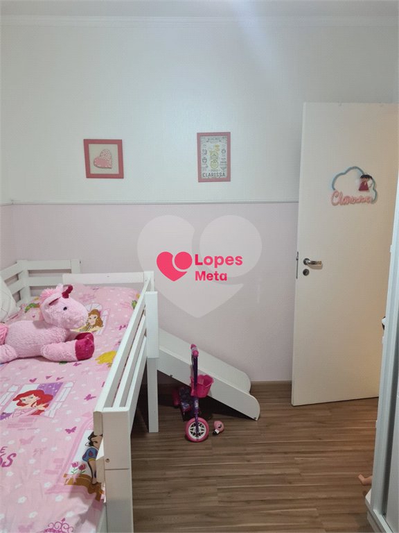 A VENDA BELISSIMO APARTAMENTO NO BAIRRO URBANOVA I, 2 QUARTOS 1 SENDO SUITE, 3 BANHEIROS E 2 VAGAS,