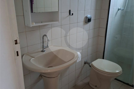 Apartamento à venda com 2 quartos em Parque Maria Domitila, São Paulo, SP