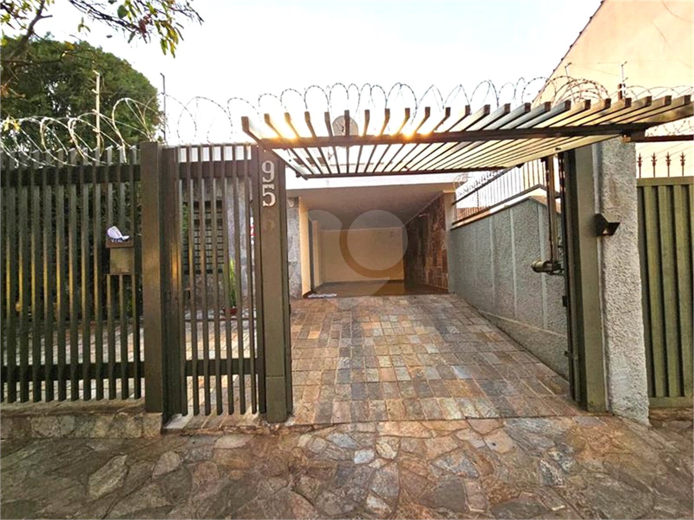 Casa Térrea à venda com 6 quartos, sendo 4 suítes, em Jardim Maria Goretti, Ribeirão Preto, SP