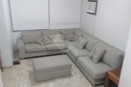 Triplex à venda ou para alugar com 4 suítes em Enseada, Guarujá, SP