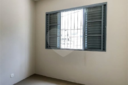 Sobrado à venda com 4 quartos, sendo 1 suíte, em Vila Medeiros, São Paulo, SP