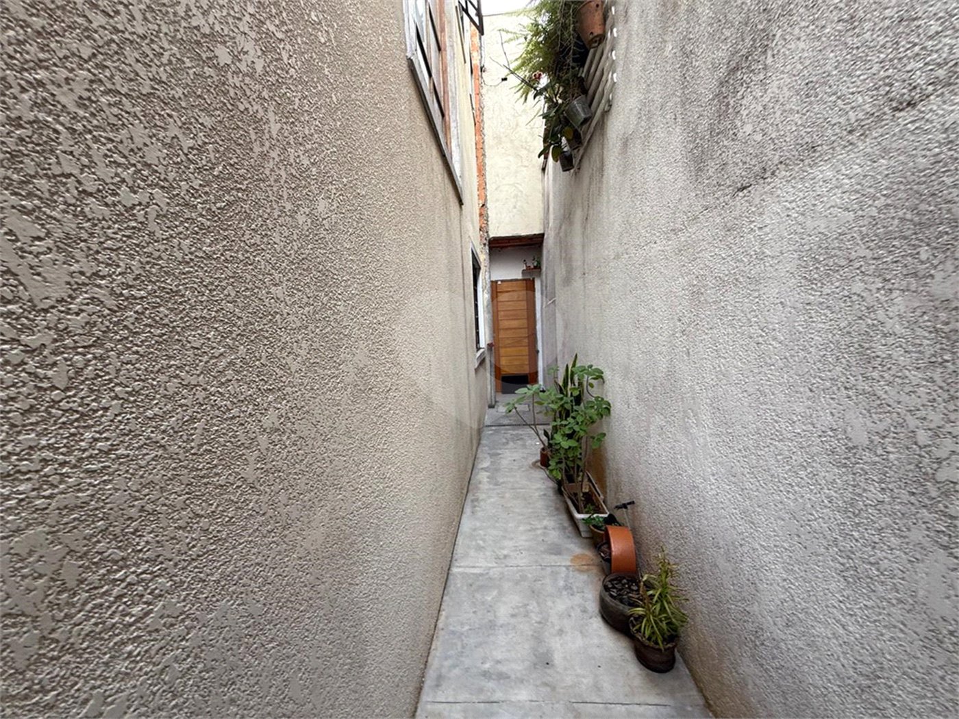 Casa à venda com 2 quartos, sendo 1 suíte, em Vila Ester (zona Norte), São Paulo, SP