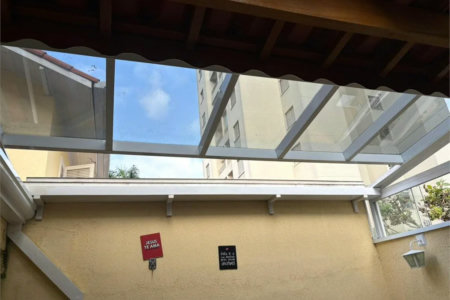Casa à venda com 3 quartos, sendo 1 suíte, no condomínio Villagio Vicino, São Paulo - SP