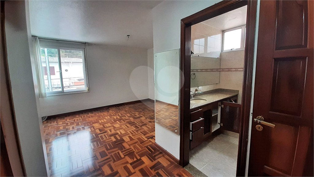 Casa à venda com 3 quartos, sendo 1 suíte, em Chácara Santo Antônio (zona Sul), São Paulo, SP