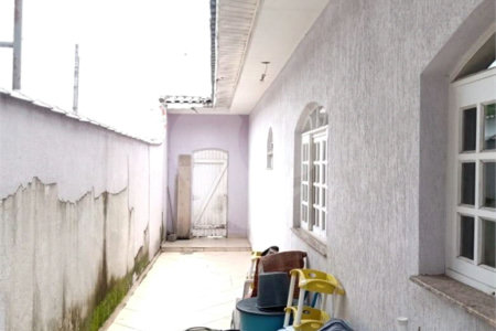 Sobrado à venda com 3 quartos, sendo 2 suítes, em Vila Rea, Poá, SP