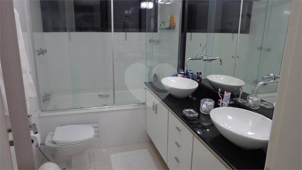 Apartamento à venda com 3 suítes em Vila Andrade, São Paulo, SP