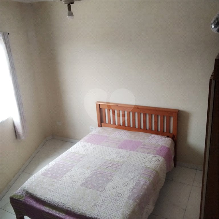 Apartamento à venda com 2 quartos em Maracanã, Praia Grande, SP