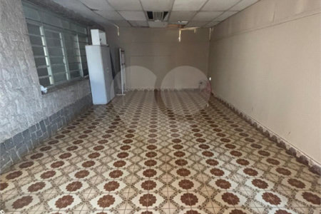 Casa Térrea à venda com 3 quartos em Campos Elíseos, Ribeirão Preto, SP