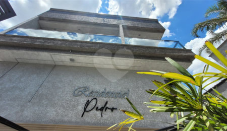 Casa à venda com 2 suítes no condomínio Residencial Paranaguá, São Paulo - SP