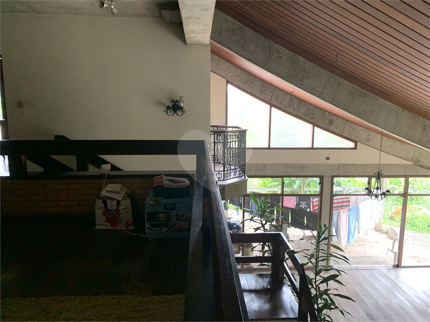 Sobrado à venda com 4 quartos, sendo 2 suítes,  em Tremembé, São Paulo, SP