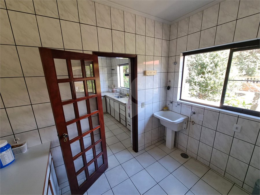 Casa à venda com 4 quartos, sendo 2 suítes, em Bosque, Vinhedo, SP