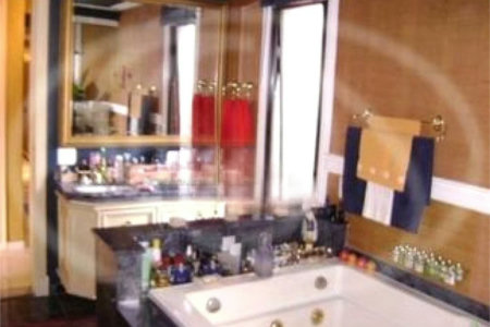 Apartamento à venda ou para alugar com 4 quartos, sendo 3 suítes,  em Jardim Vitória Régia, São Paulo, SP
