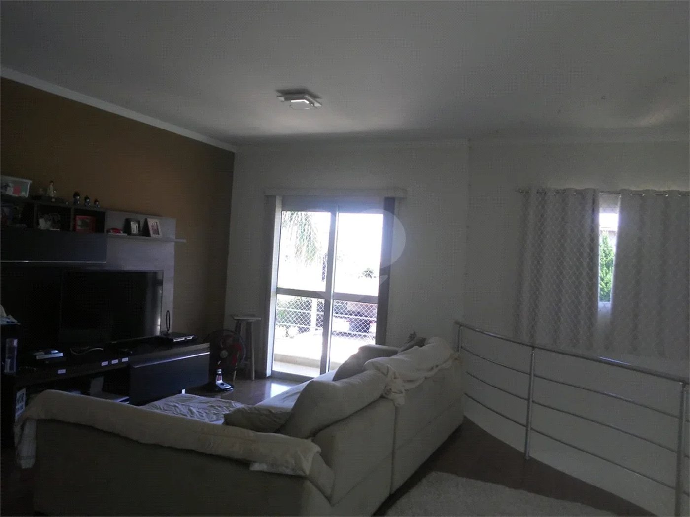 Casa à venda com 3 suítes no condomínio Residencial dos Lagos, Itupeva - SP