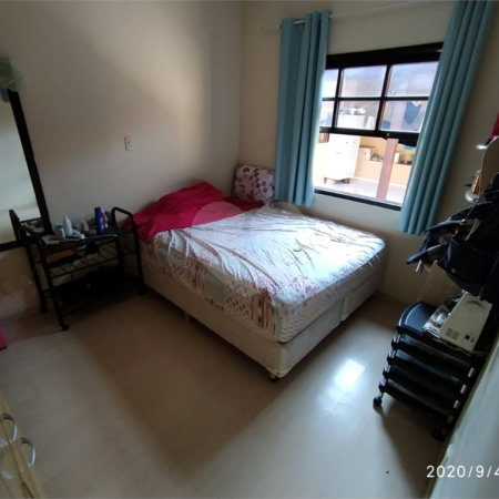Casa à venda com 3 quartos, sendo 1 suíte,  no condomínio Sibelyus, Mogi das Cruzes - SP