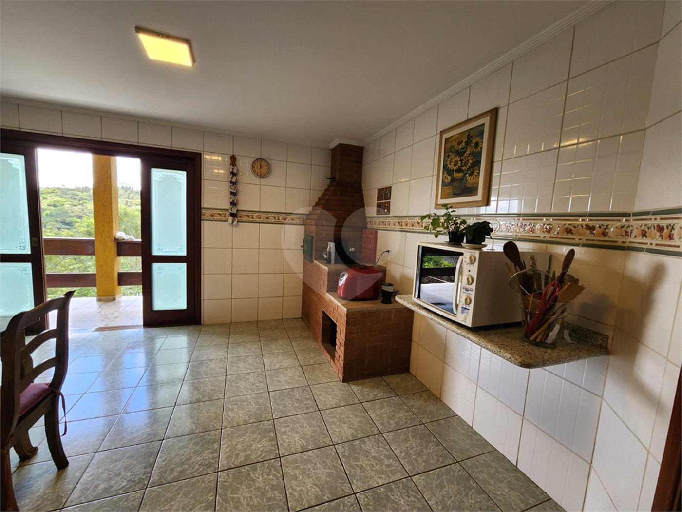 Casa à venda com 5 suítes no condomínio Suíça da Cantareira, Mairiporã - SP