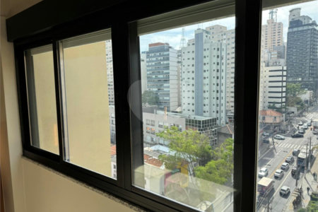 Apartamento para alugar com 3 quartos, sendo 1 suíte, em Jardim Paulista, São Paulo, SP