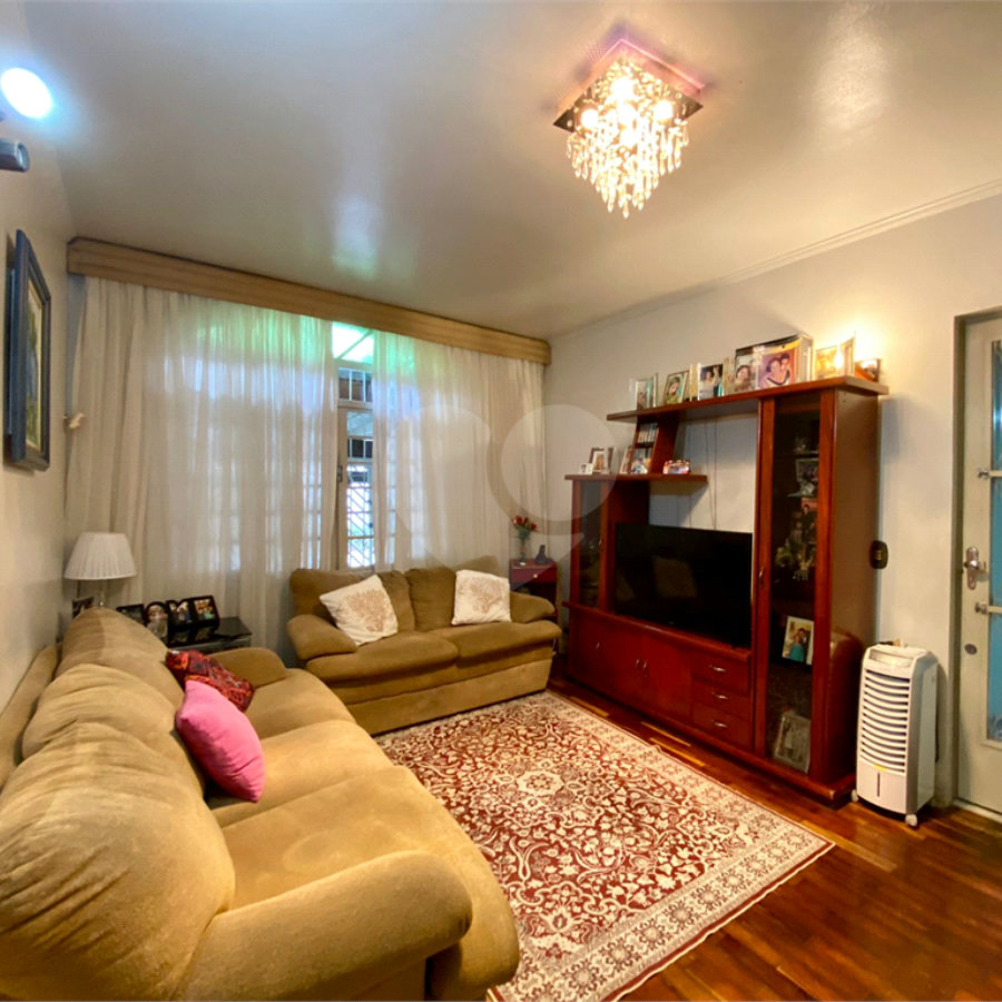 Sobrado à venda com 3 quartos, sendo 1 suíte, em Cupecê, São Paulo, SP