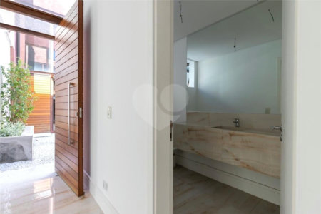 Casa à venda com 4 suítes no condomínio Porto Fino, São Paulo - SP